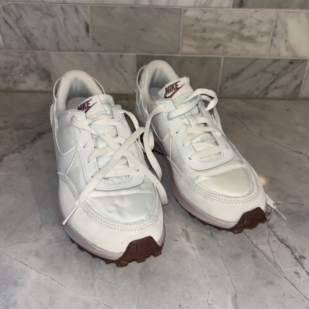 Nike Womens Waffle Debut 'Summit White Smokey Mauve' Size 8.5